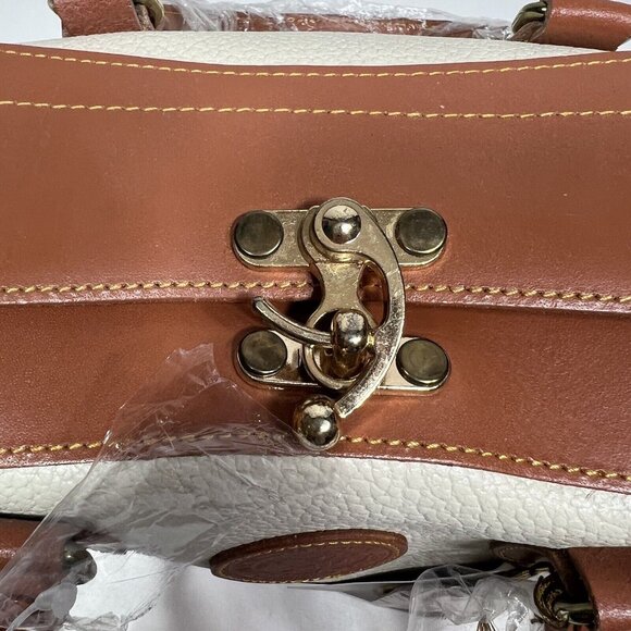 NWT Coldwater Canyon Women's Genuine Split Leather Crossbody Purse Cream Brown - Picture 3 of 12